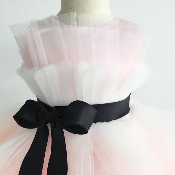Children’s Formal Wear Dress - Picture 2 of 5